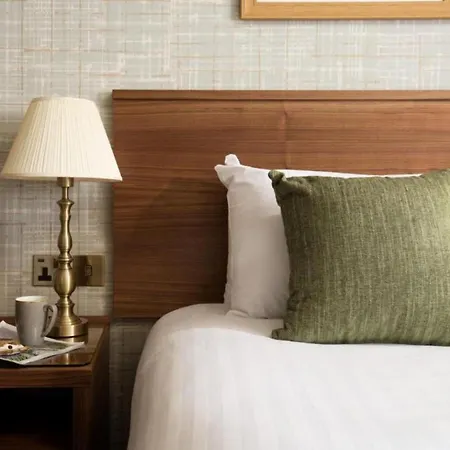 Otel The Windermere At The Wateredge Inn,